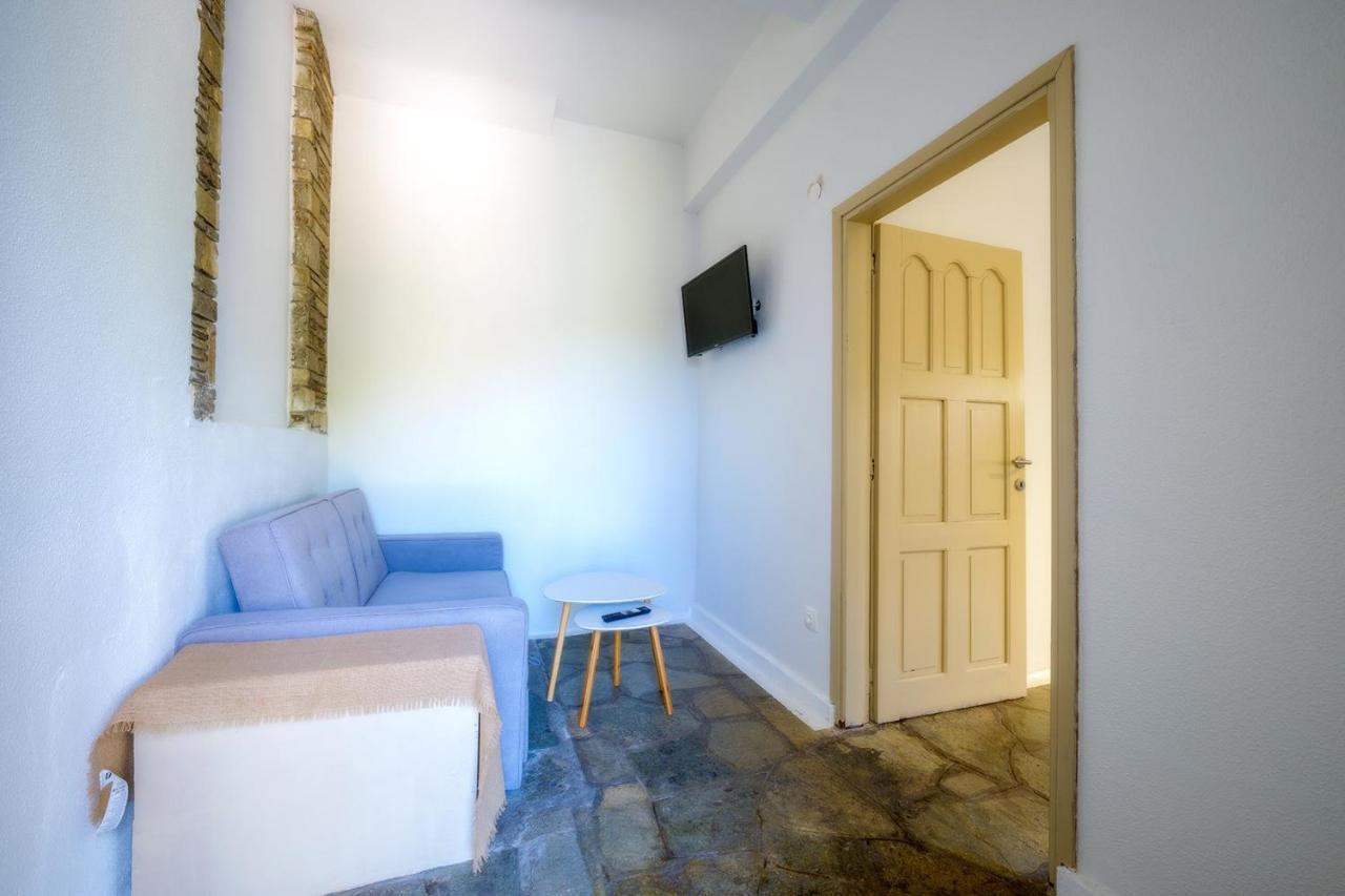 Petra Mare Suites Vourvourou Esterno foto